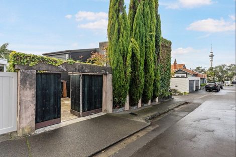 Photo of property in 4a Harbour Street, Saint Marys Bay, Auckland, 1011