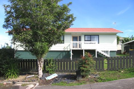 Photo of property in 4 Kinvig Place, Ranui, Auckland, 0612