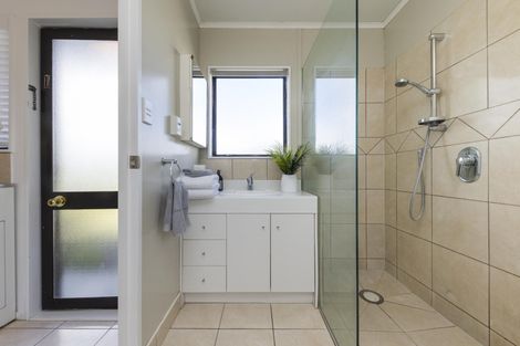 Photo of property in 19 Leander Place, Milson, Palmerston North, 4414