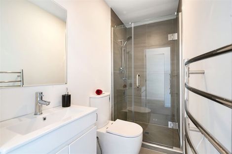 Photo of property in 11d Reid Road, New Lynn, Auckland, 0600