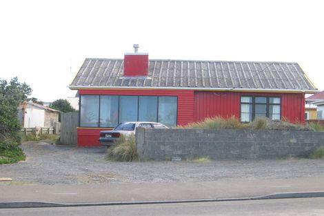 Photo of property in 48 Lyall Parade, Lyall Bay, Wellington, 6022