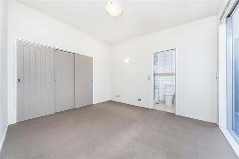 Photo of property in 35m Garnet Road, Westmere, Auckland, 1022