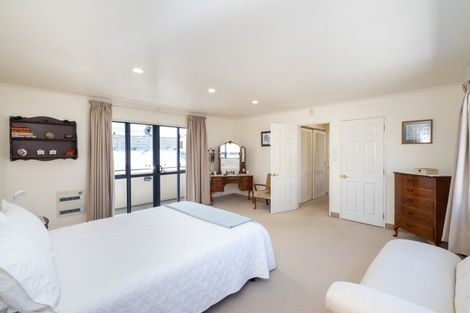 Photo of property in 24 The Esplanade, Westshore, Napier, 4110