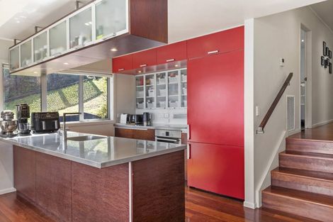 Photo of property in 142 Townsend Road, Miramar, Wellington, 6022