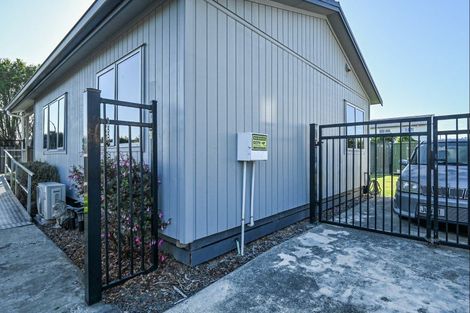 Photo of property in 1009 Sussex Street, Mayfair, Hastings, 4122