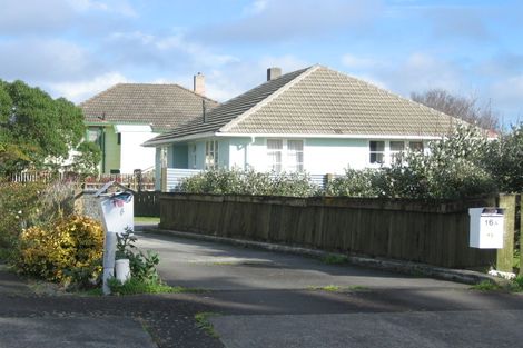 Photo of property in 16 Severn Terrace, Roslyn, Palmerston North, 4414