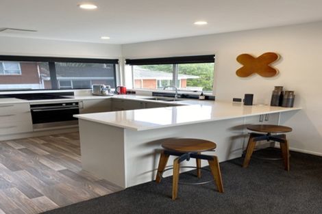 Photo of property in 2/97 Moore Street, Hillcrest, Auckland, 0627