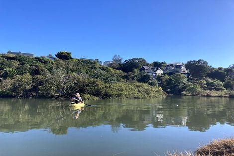 Photo of property in 1/3 Inga Road, Milford, Auckland, 0620