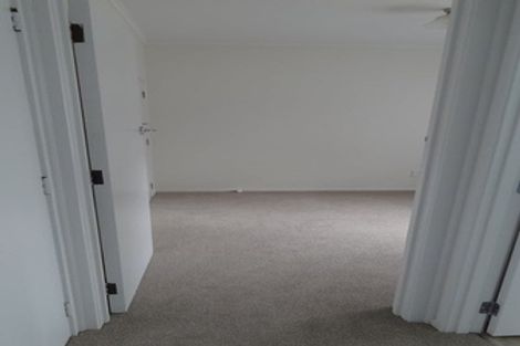 Photo of property in 2/1 Evelyn Place, Hillcrest, Auckland, 0627