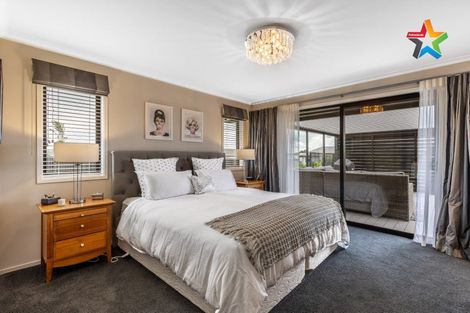 Photo of property in 16 Court Of Ascot, Seaward Bush, Invercargill, 9812