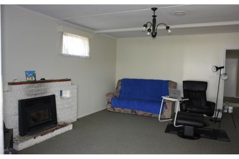 Photo of property in 47 Wilson Street, Waverley, 4510