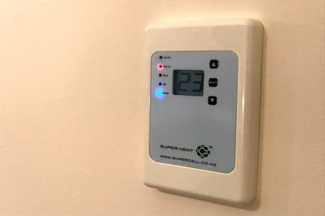 Photo of property in 119 Kitchener Road, Waiuku, 2123