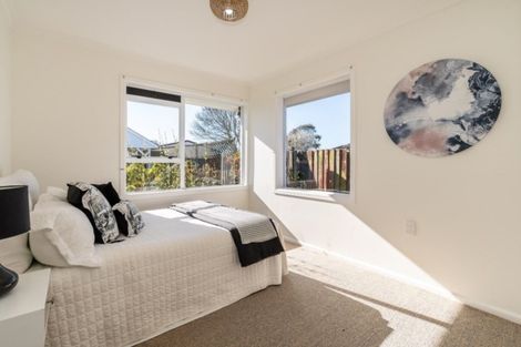 Photo of property in 16 Warren Crescent, Hillmorton, Christchurch, 8025