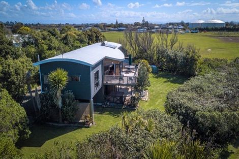 Photo of property in 17 Bell Street, Clive, 4102