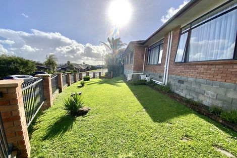 Photo of property in 4 Luna Place, Henderson, Auckland, 0612