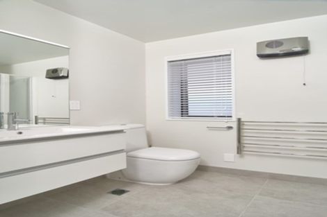 Photo of property in Riverena Flats, 377 Barbadoes Street, Christchurch Central, Christchurch, 8011