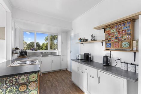 Photo of property in 19 Russell Street, Westport, 7825