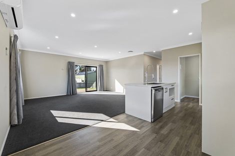 Photo of property in 7 Manatu Lane, Inglewood, 4330