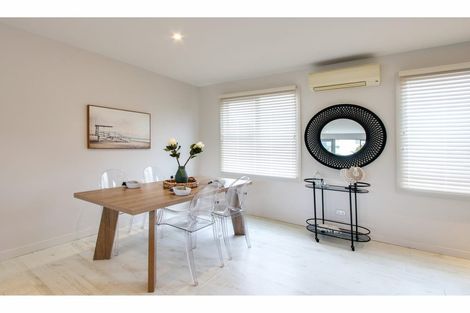 Photo of property in The Terraces, 18/9 Humber Street, Pandora, Napier, 4110