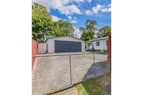 Photo of property in 1/86 Universal Drive, Henderson, Auckland, 0610