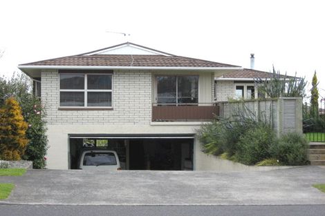 Photo of property in 54 Nevada Drive, Merrilands, New Plymouth, 4312