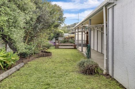 Photo of property in 2/12 Arapiki Road, Stoke, Nelson, 7011