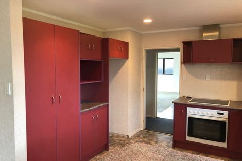 Photo of property in 20 Aspen Way, Kelvin Grove, Palmerston North, 4414