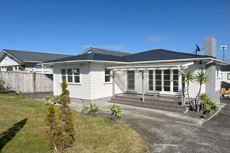 Photo of property in 61 Oakdale Road, Mount Roskill, Auckland, 1041
