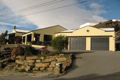 Photo of property in 18 Aronui Road, Bridge Hill, Alexandra, 9320