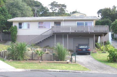Photo of property in 17 Bonito Place, Bayview, Auckland, 0629