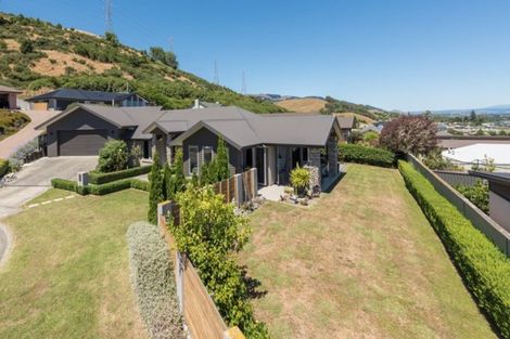 Photo of property in 4 Berkshire Place, Stoke, Nelson, 7011