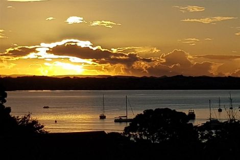 Photo of property in 11 Robertson Street, Russell, 0202