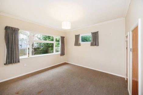 Photo of property in 5 Pahiatua Street, Hokowhitu, Palmerston North, 4410