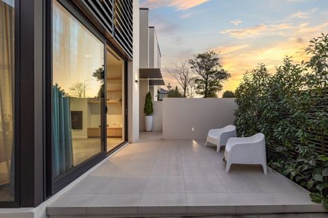 Photo of property in 140b Glandovey Road, Strowan, Christchurch, 8052