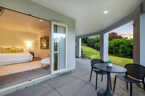 Photo of property in 71 William Bayes Place, Red Beach, 0932