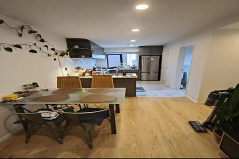 Photo of property in 1/9 Donovan Avenue, Massey, Auckland, 0614