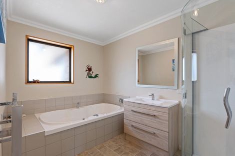 Photo of property in 60 Hollands Road, Tinwald, Ashburton, 7771