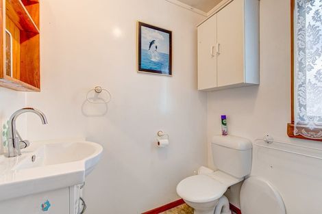 Photo of property in 8a Tawa Terrace, Tawa, Wellington, 5028