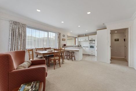 Photo of property in 2/93 Wallace Place, Westown, New Plymouth, 4310