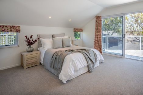 Photo of property in 1 Overdale Drive, Cashmere, Christchurch, 8022