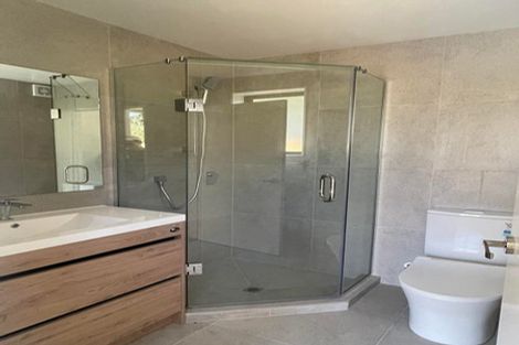 Photo of property in 51c West Harbour Drive, West Harbour, Auckland, 0618