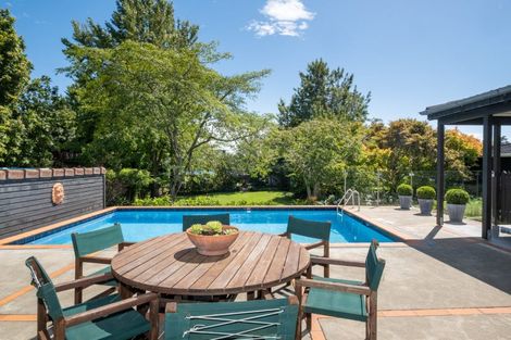 Photo of property in 44 Iona Road, Havelock North, 4130