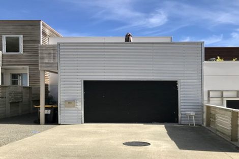 Photo of property in 30 Saddleback Grove, Karori, Wellington, 6012