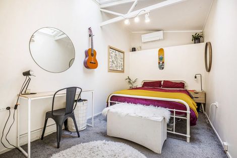 Photo of property in 227 Woodlands Park Road, Titirangi, Auckland, 0604