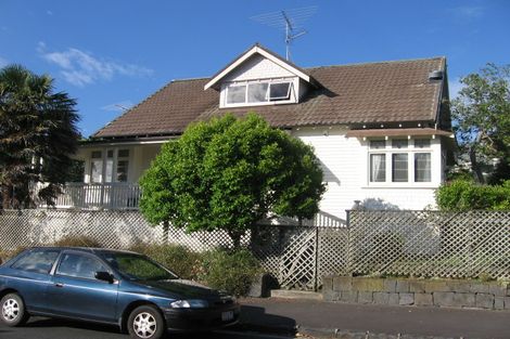 Photo of property in 46 Hackett Street, Saint Marys Bay, Auckland, 1011