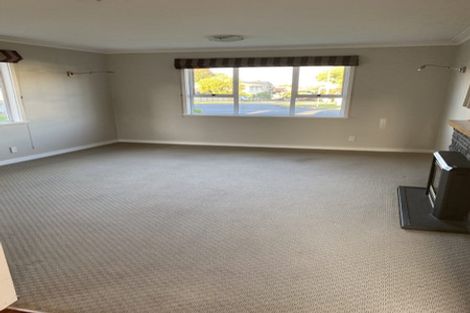 Photo of property in 63 Wallath Road, Westown, New Plymouth, 4310