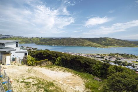 Photo of property in 23 Seascape View, Paremata, Porirua, 5024
