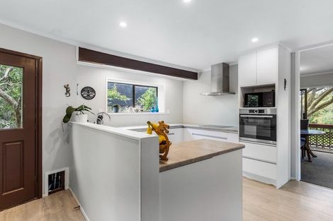 Photo of property in 26 Ambury Road, Mangere Bridge, Auckland, 2022