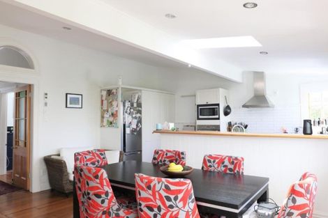 Photo of property in 2/11 Patuone Avenue, Devonport, Auckland, 0624