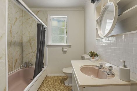 Photo of property in 4 Riselaw Road, Calton Hill, Dunedin, 9012